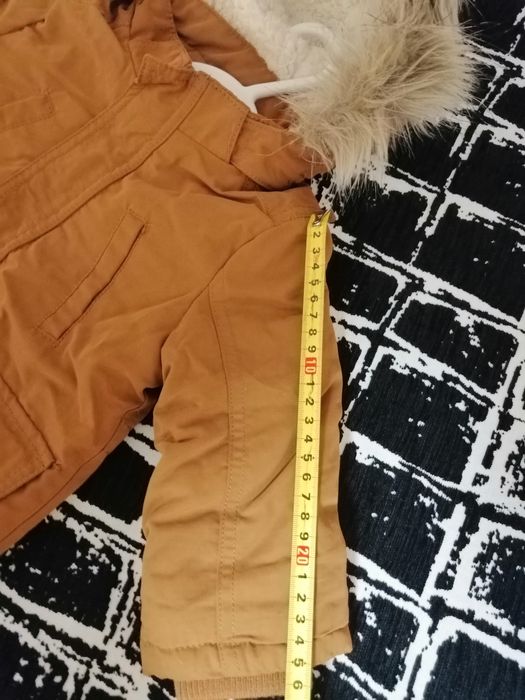 Детска парка H&M 9-12 месеца