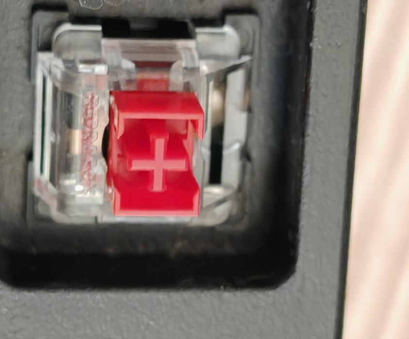 Tastatura Mecanica Redragon K582 iluminata RGB Surara red switch Red Dragon reddragon
