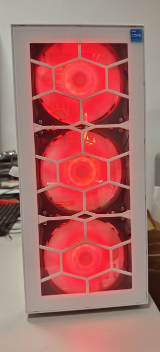 Топ Геймърско РС I5 14400/32Gb/1TB SSD/RTX 3070/WiFi&BT/Гаранция