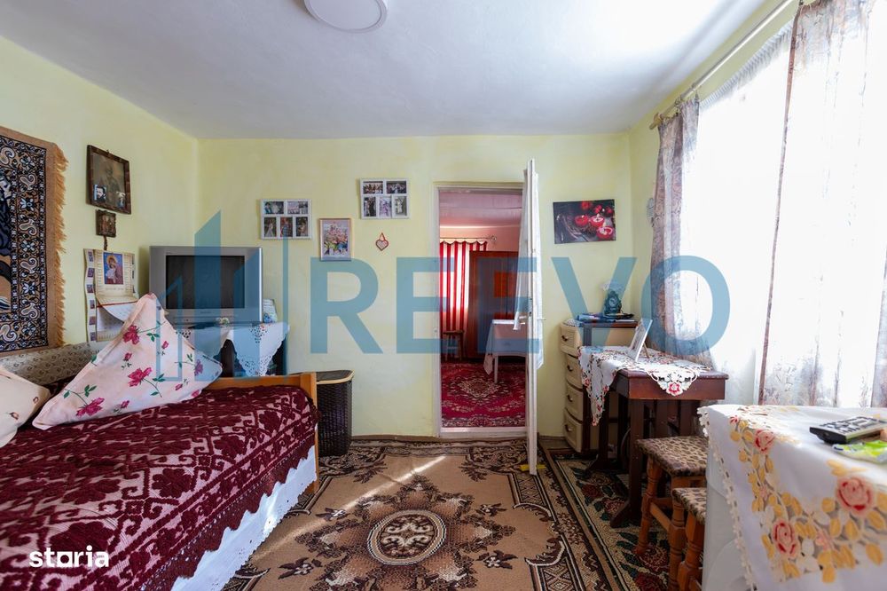 Casa si teren 3365mp Sascut