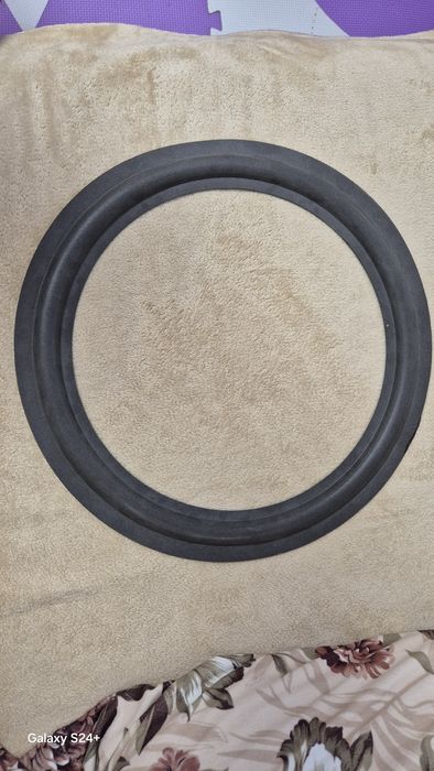Suspensie difuzor 15 inci