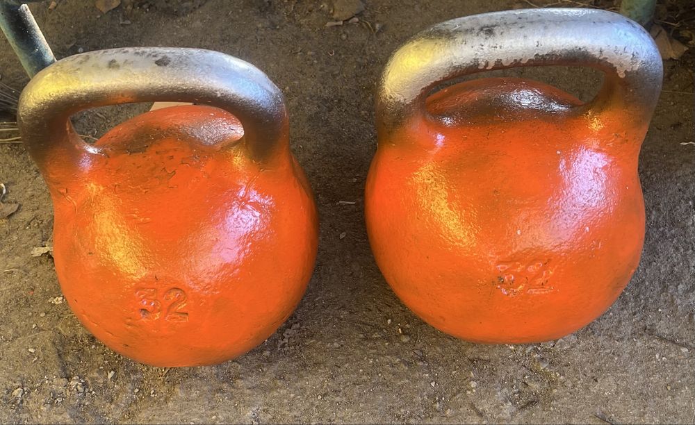 Гири 32 кг Пара гирь 32кг .Две гири 32кг