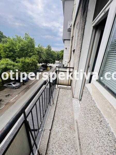 Продава се Тристаен апартамент в Пловдив, Христо Смирненски - 86 кв.м за 1541 €/кв.м - Снимка #10