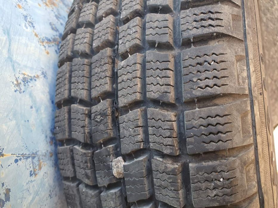 Гуми 165/70R13 и джанти за Лада 13 цола