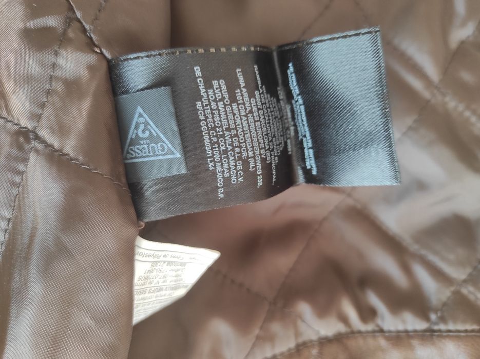 Koжено яке Guess