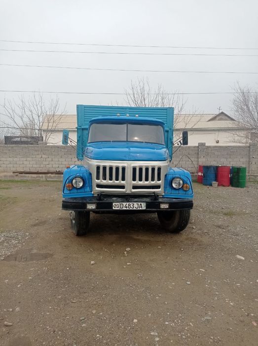 Зил юрибтурибти ишга тайор харажати йок йили 1979 .урал матор.