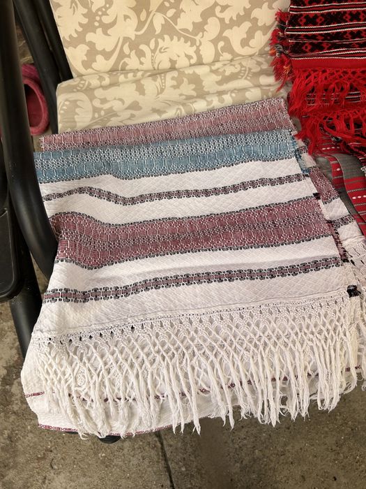 Ștergare cusute manual si in război,dantela manuala