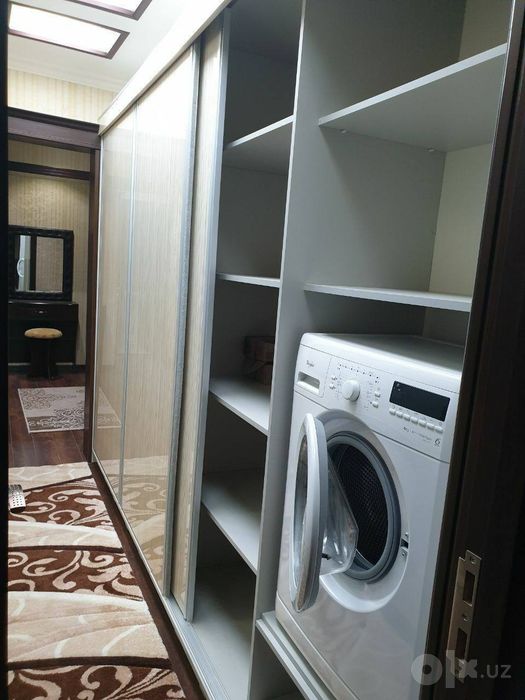 Продается 3х ком квартира, ориентир: Госпитальный рынок 328 школа,65м²