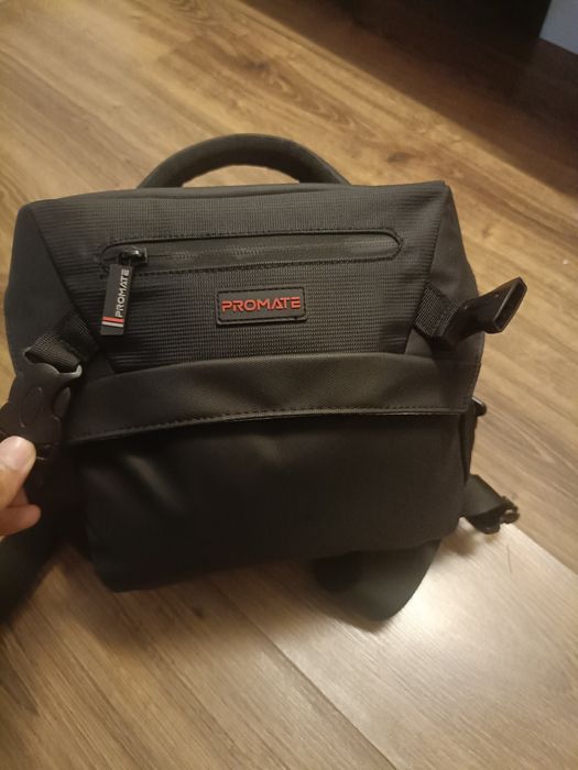 Aparat foto canon DSLR4000D