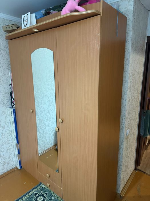 Продам шкаф в хорошем состояний