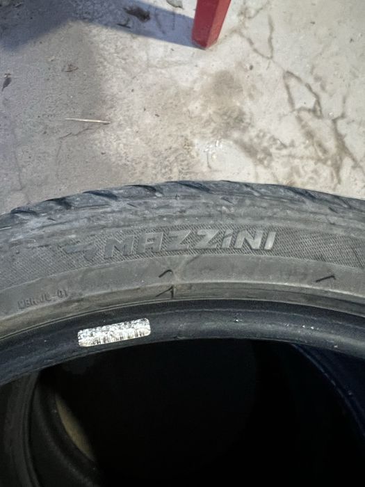 Продам комплект летней резины 19r