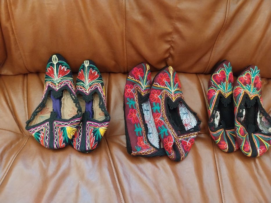 Автентични родопски терлици.