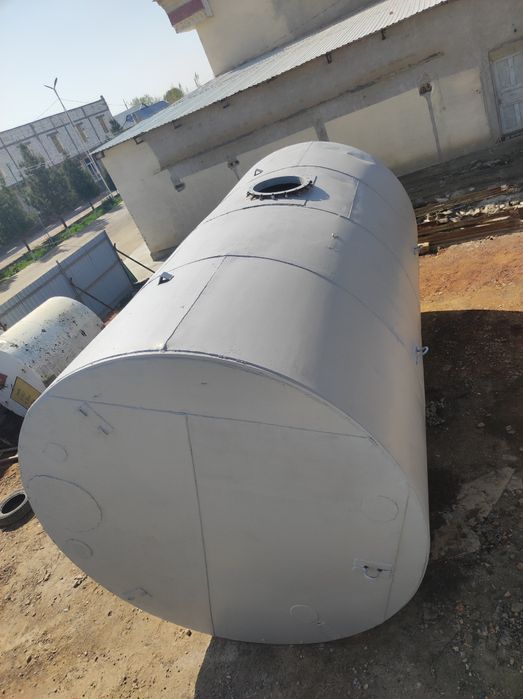 Ёмкост Цистерна сотилади