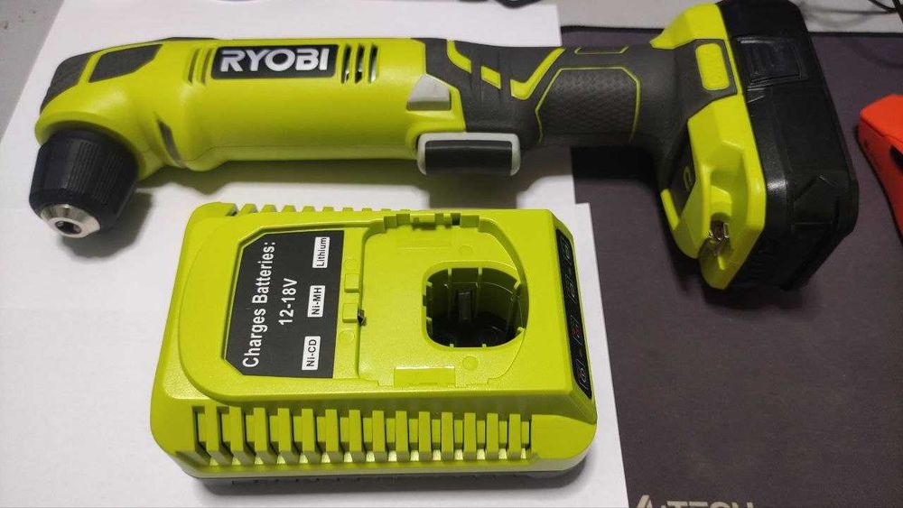 Дрель-шуруповерт угловая Ryobi RAD1801M