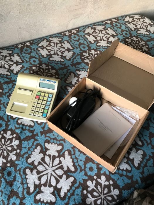 Продам кассовый аппарат Миника