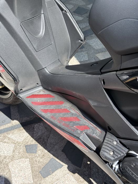 Aprilia SR 50 Скутер