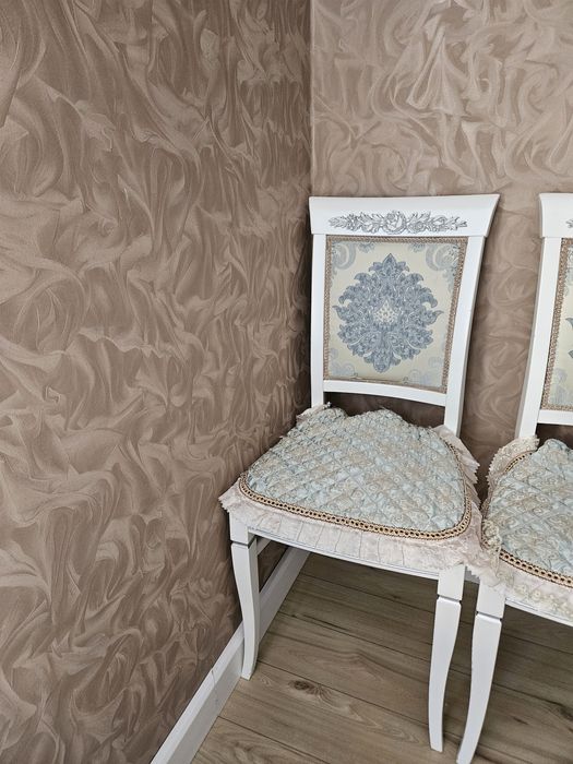 Стулья деревянные