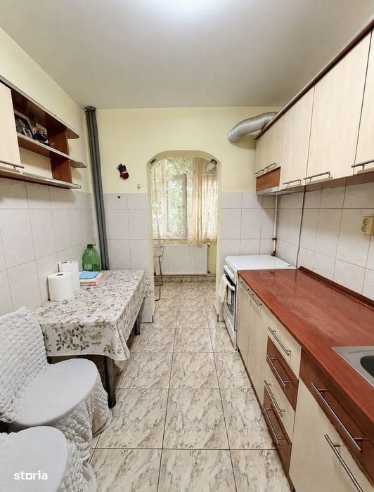 Apartament 2 camere decomandat, et. 3 - Ale. Zorilor