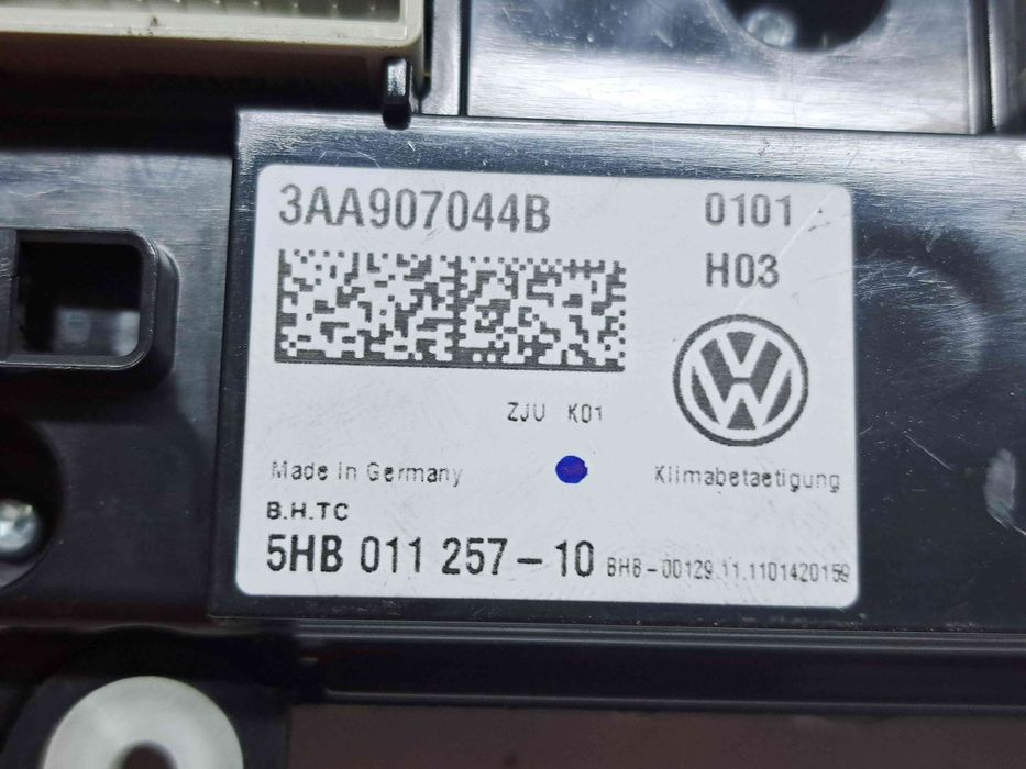 Panou comanda clima  Volkswagen Passat B7 (362) [Fabr 2010-2014] 3AA9