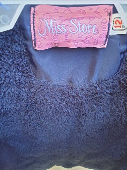 Scurta iarna pentru femei, cu gluga, marimea 12/M