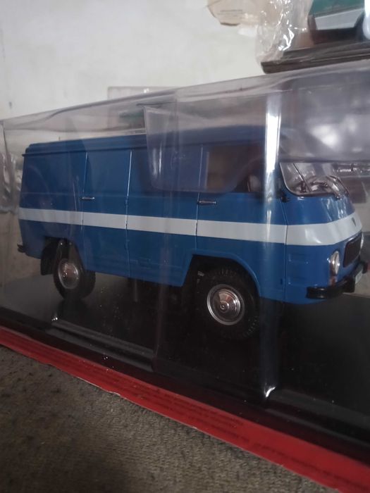 Machetă auto mașinuță Rocar TV colecția Hachette scara 1/24 sigilată