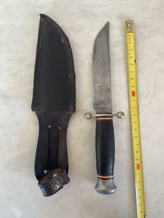 Cutit vanatoare Francez  Tarry Levigne  foarte vechi