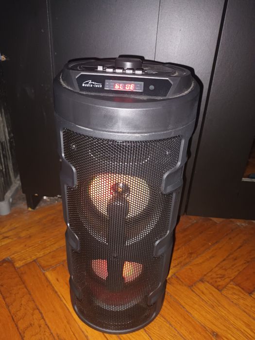 Boxa bluetooth Led cu maner