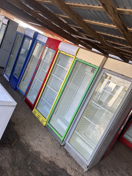 Витринне холодильник