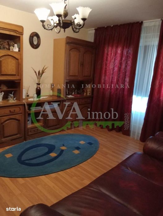 Apartament 2 camere semidecomandat zona  Cora