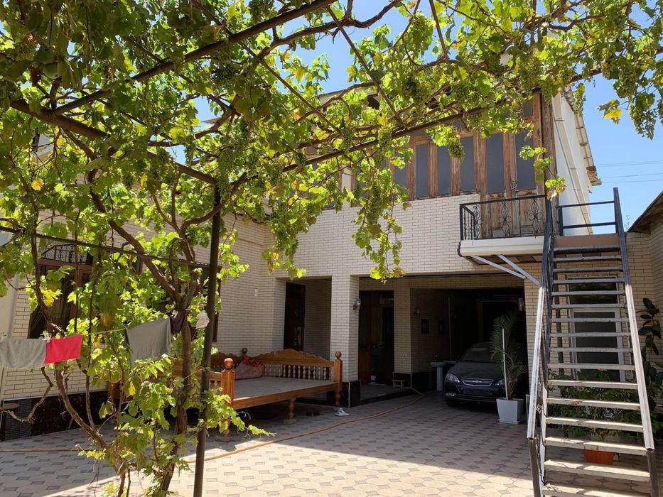 Samarqand shahar markazidan hovli