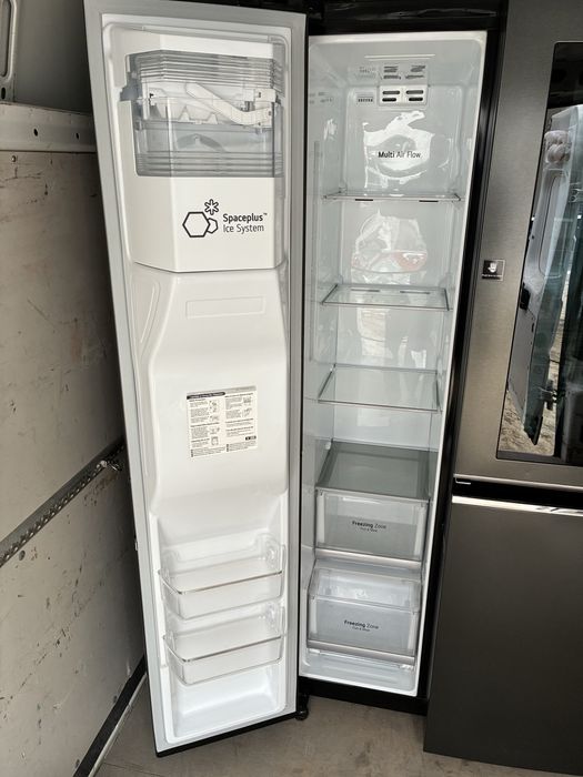 Frigider Lg side by side