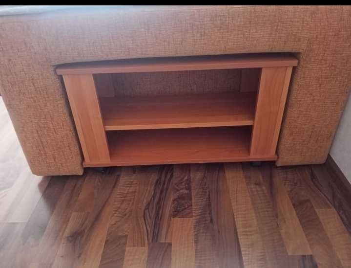 Продается диван угловой