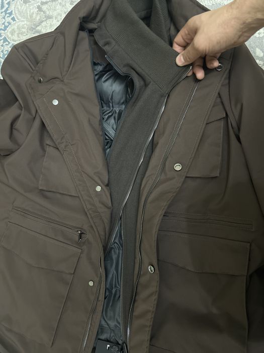 Продам куртку зимнную новая