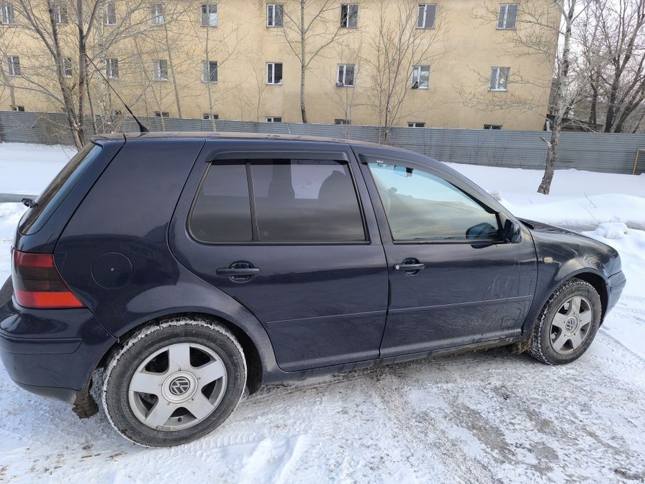 Гольф 4. 1998 год. Автомат.