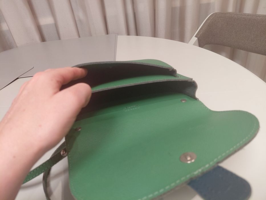 Малка ежедневна чанта, естествена кожа, ръчна изработка