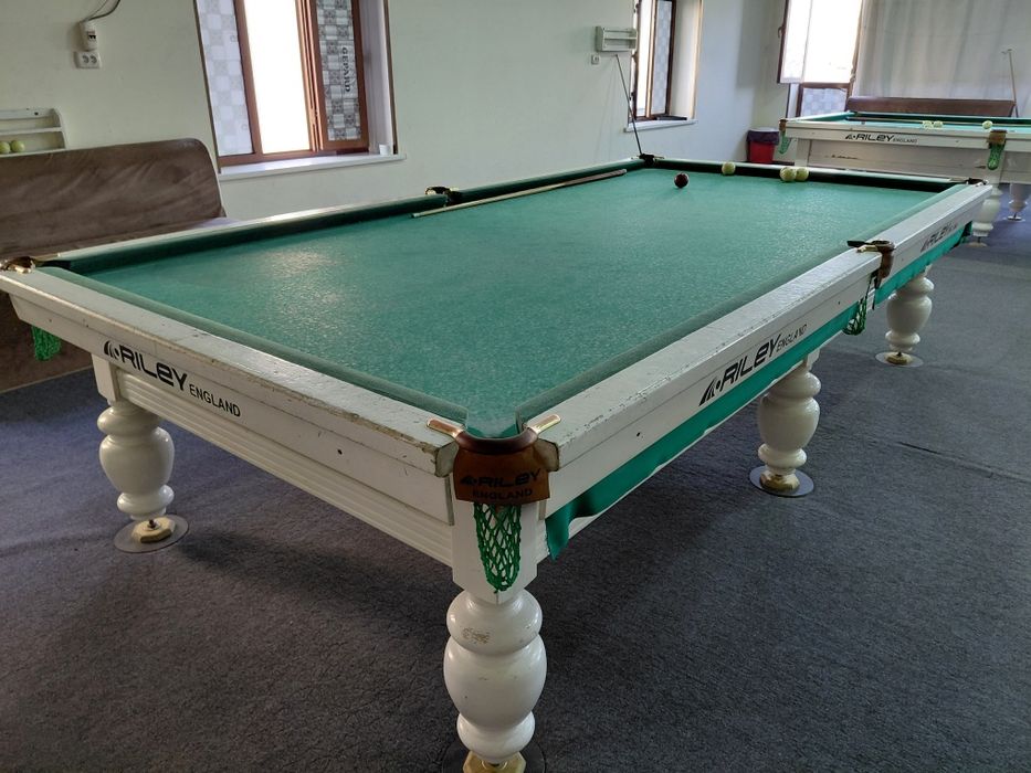 Bilyard stollari sotiladi