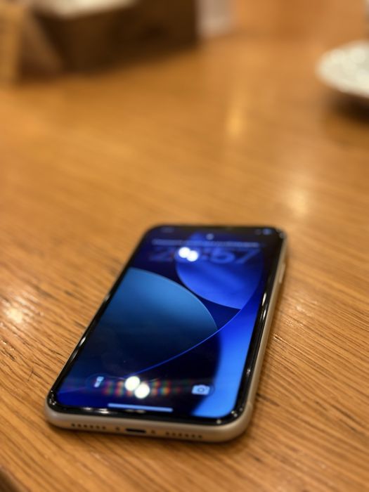 iPhone 11 64 Gb emkost 88%