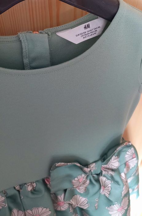 Rochiță pentru fetițe