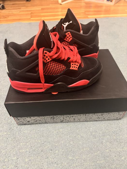 Jordan 4 Red Thunder