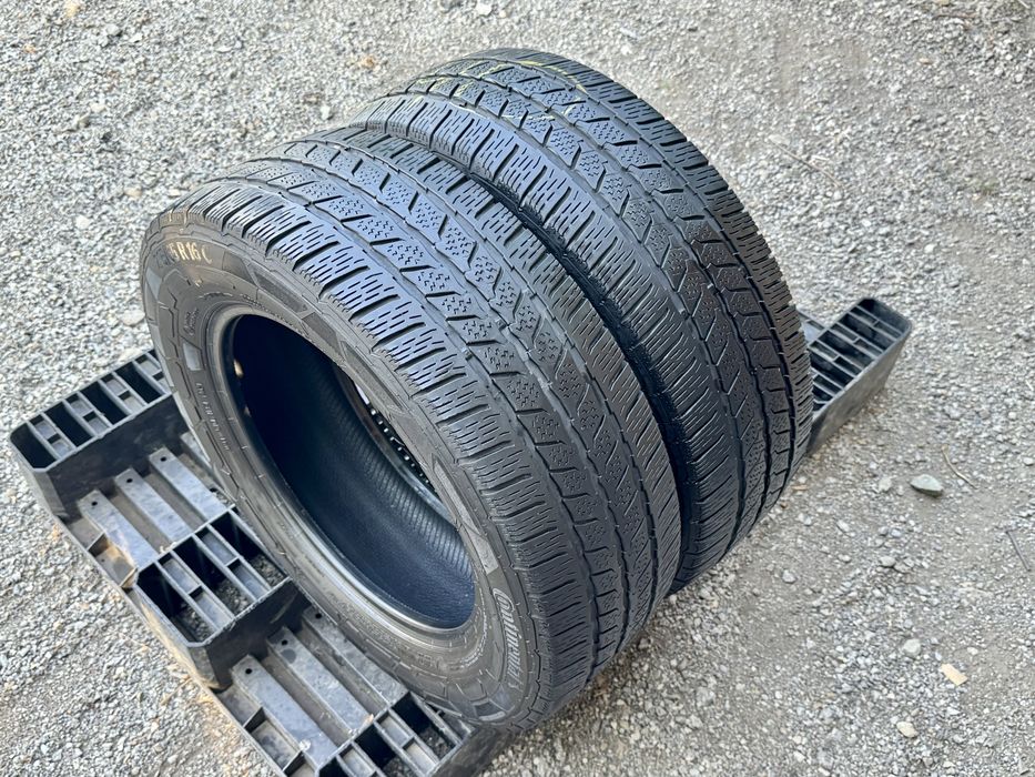 2бр.ЗИМНИ ГУМИ Continental 215/65/16C за бус Iveco,Ducato,Sprinter,T5