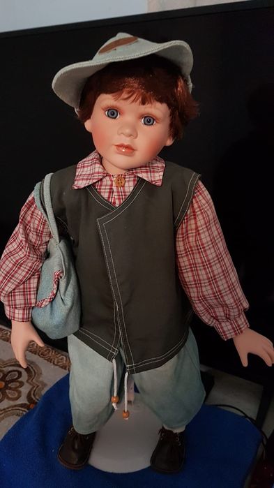 Baietel portelan de colecție - Rezervat