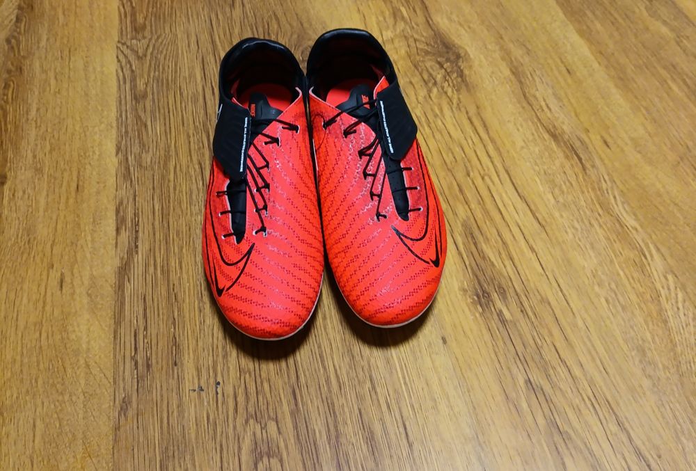 Nike phantom бутонки с етикет