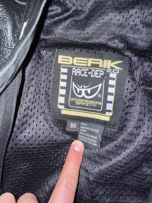 Екип за мотор от две части Berik