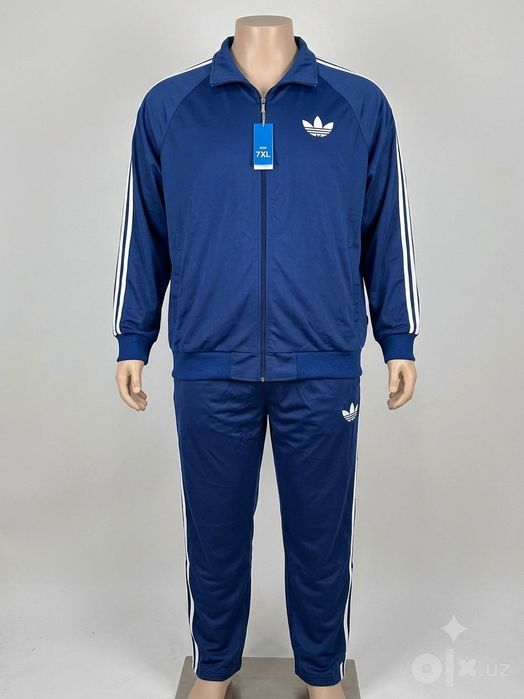 Спортивный костюм