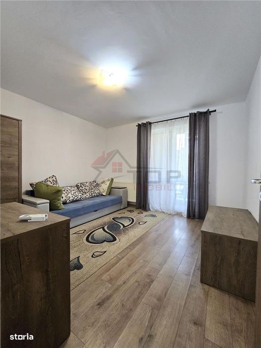 Apartament 3 camere decomandat+ parcare- Rediu
