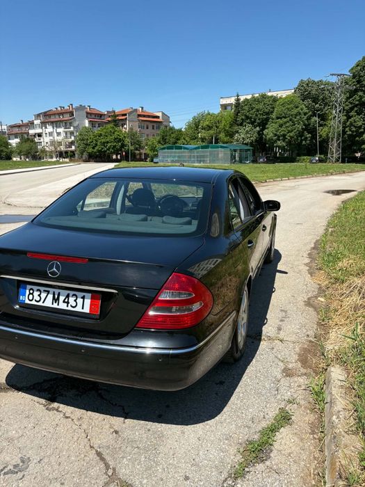 Mercedes-Benz E220 автомат