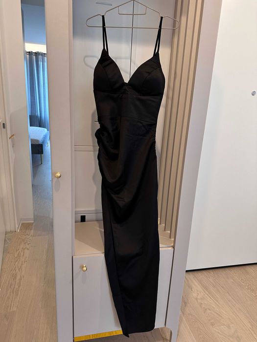 Rochie neagra eleganta S