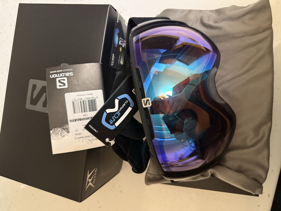 SALOMON Snowboard Goggles  model XT ONE