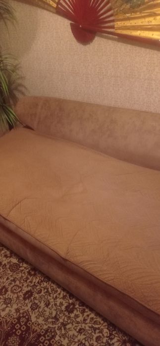 Диван (Беларусь) б/ у в хорошем состоянии