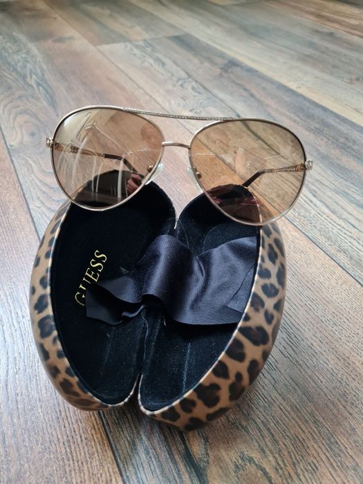 Vouge brown  Guess sunglasses kyliyan